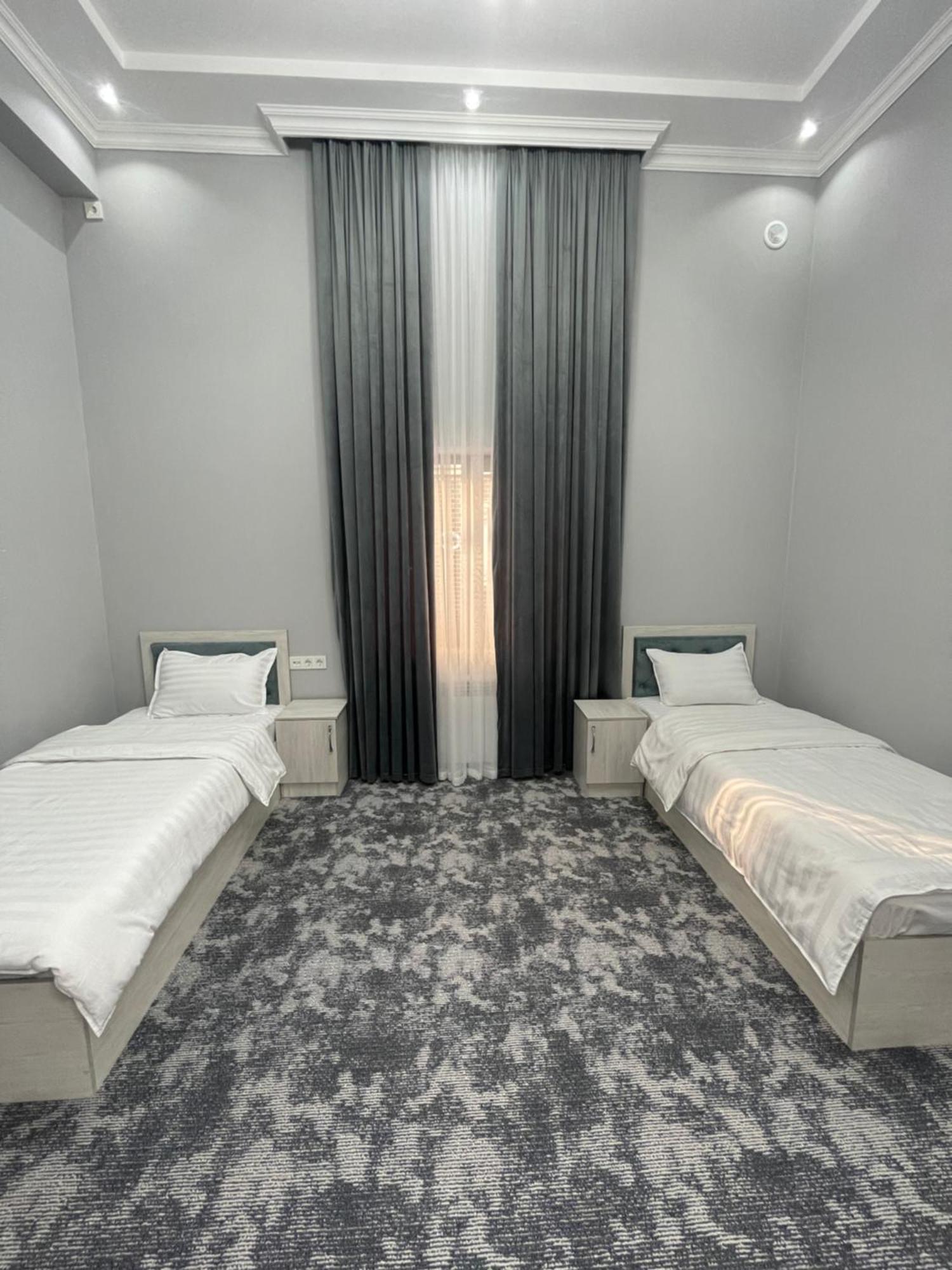 Imam Azam Hotel Samarkand Esterno foto