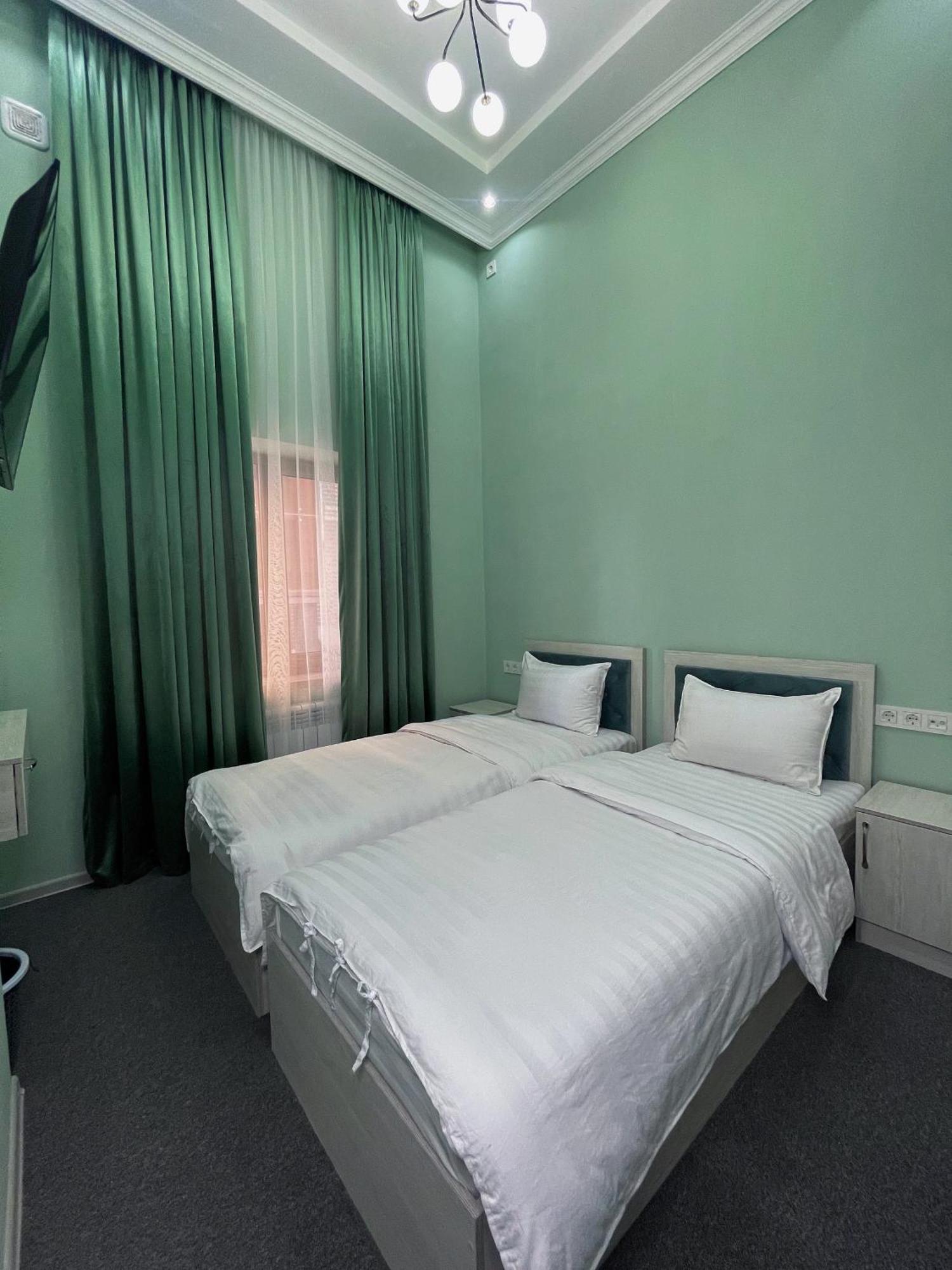 Imam Azam Hotel Samarkand Esterno foto